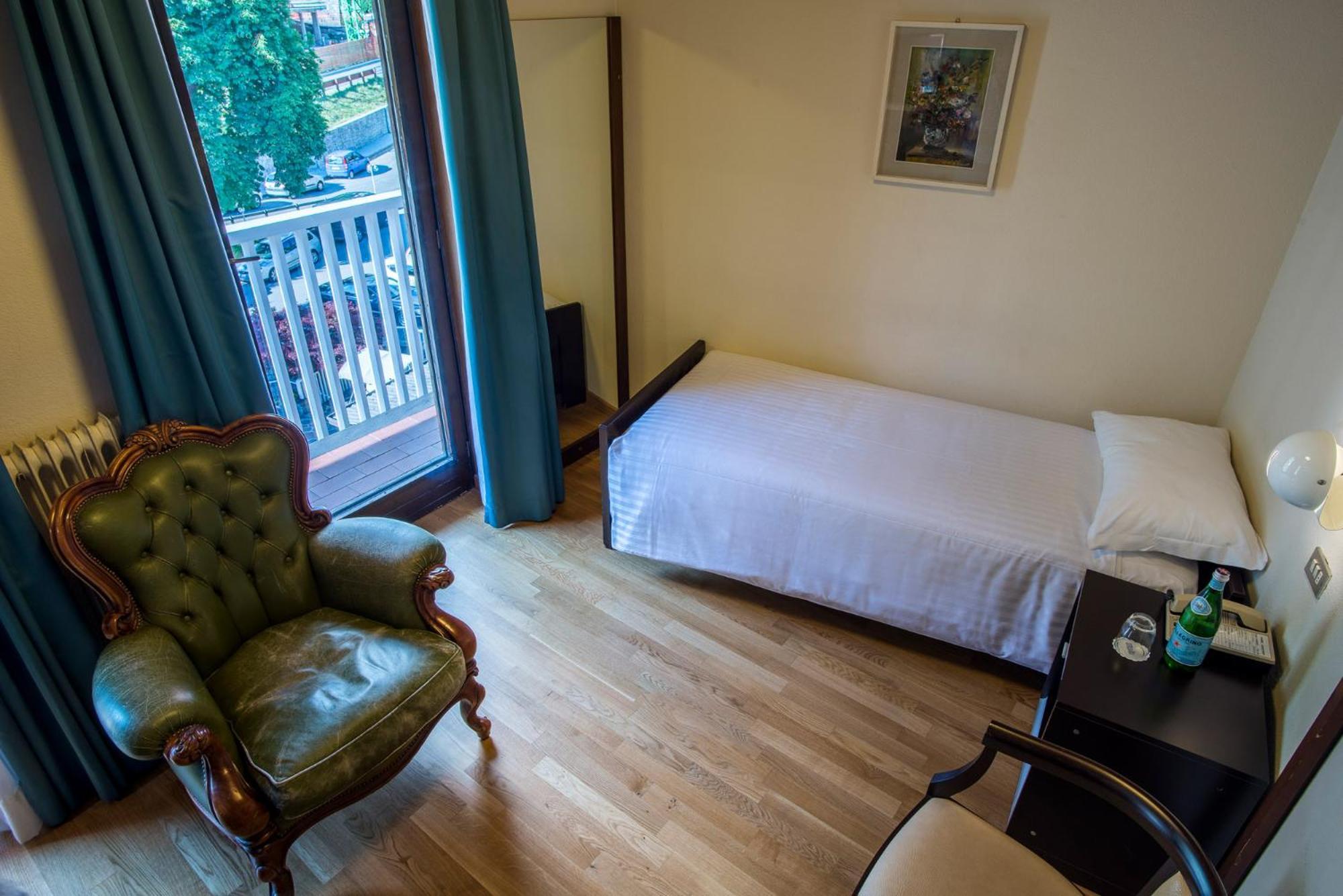 Hotel Mirella Ponte Di Legno Eksteriør billede