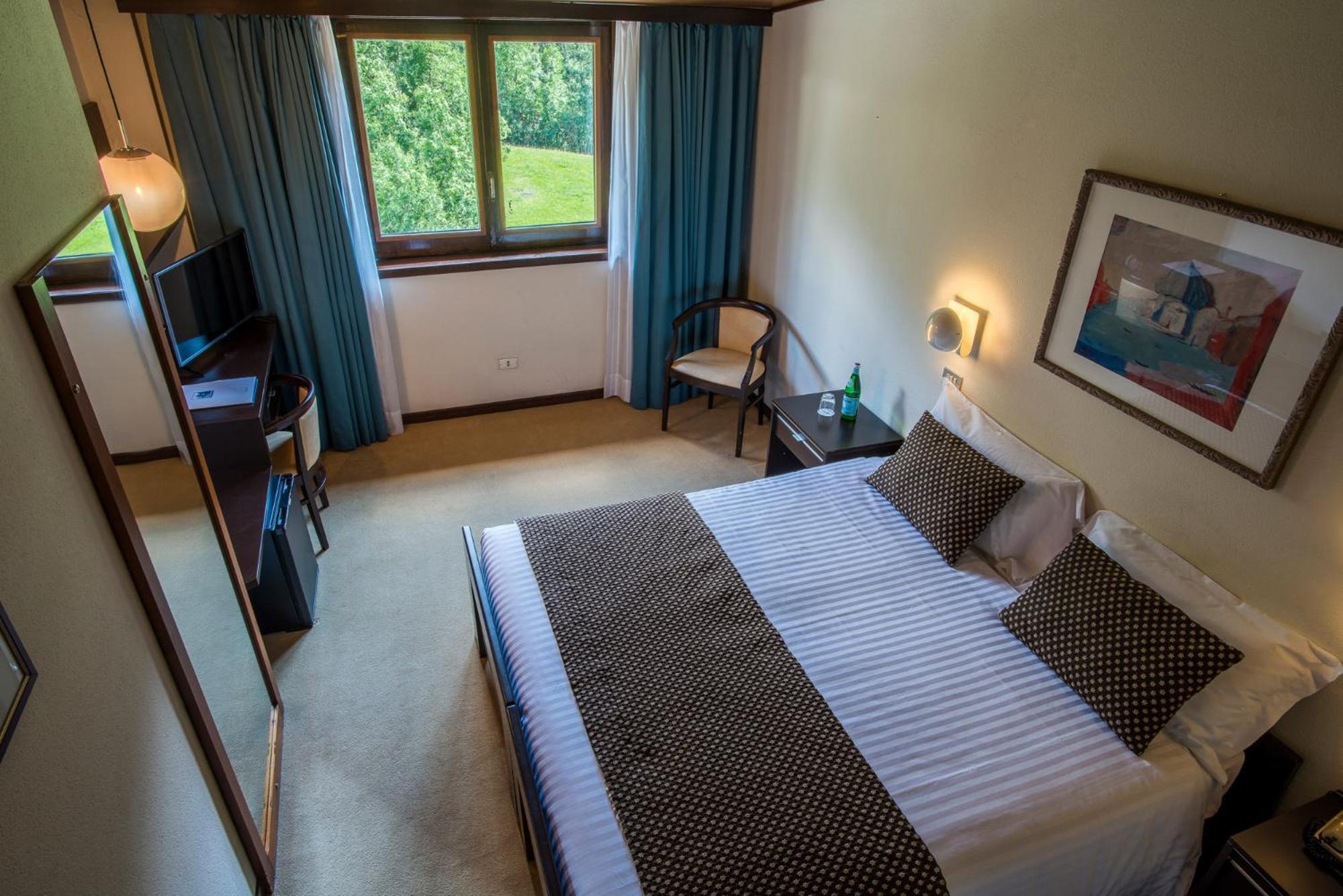 Hotel Mirella Ponte Di Legno Eksteriør billede