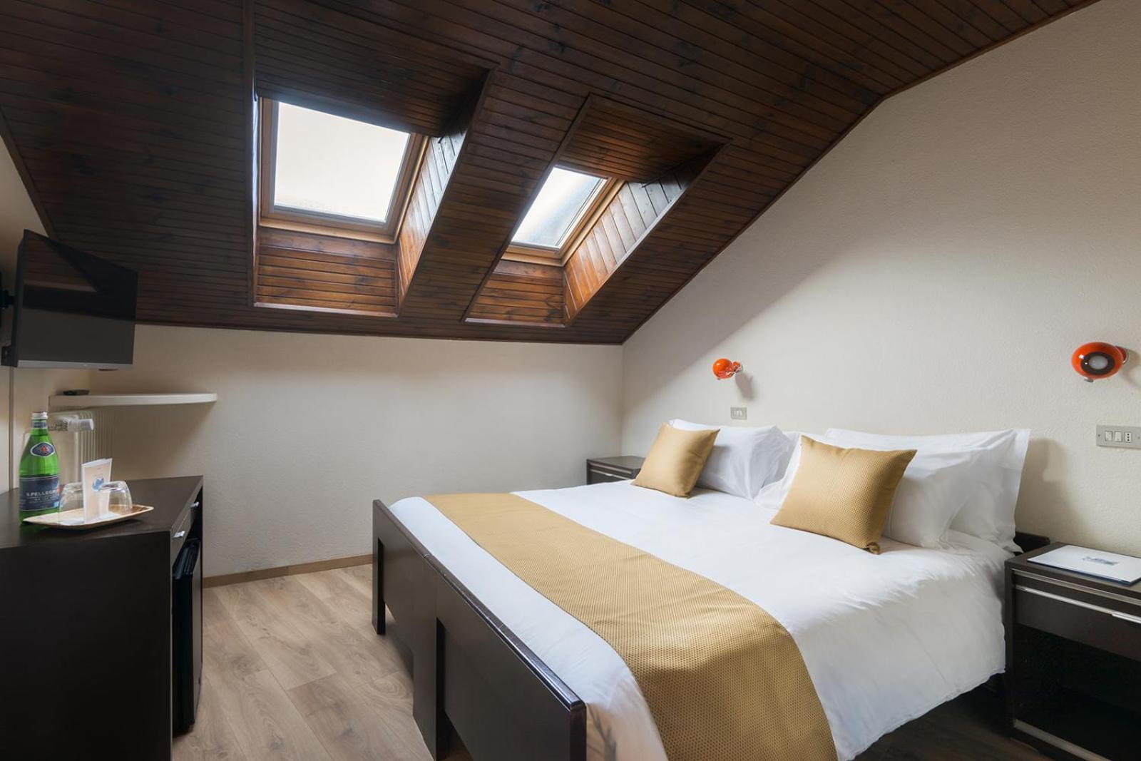 Hotel Mirella Ponte Di Legno Eksteriør billede