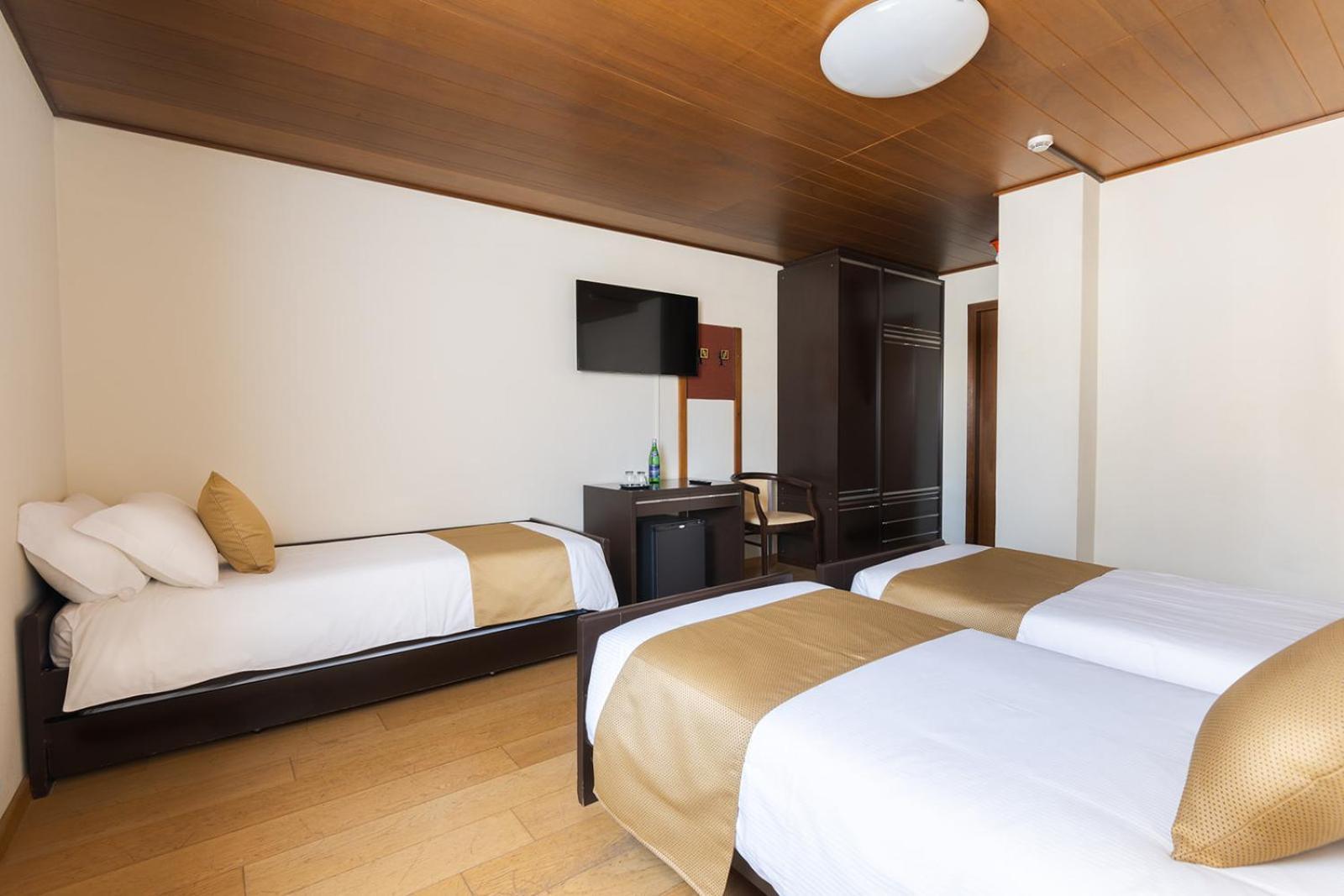 Hotel Mirella Ponte Di Legno Eksteriør billede