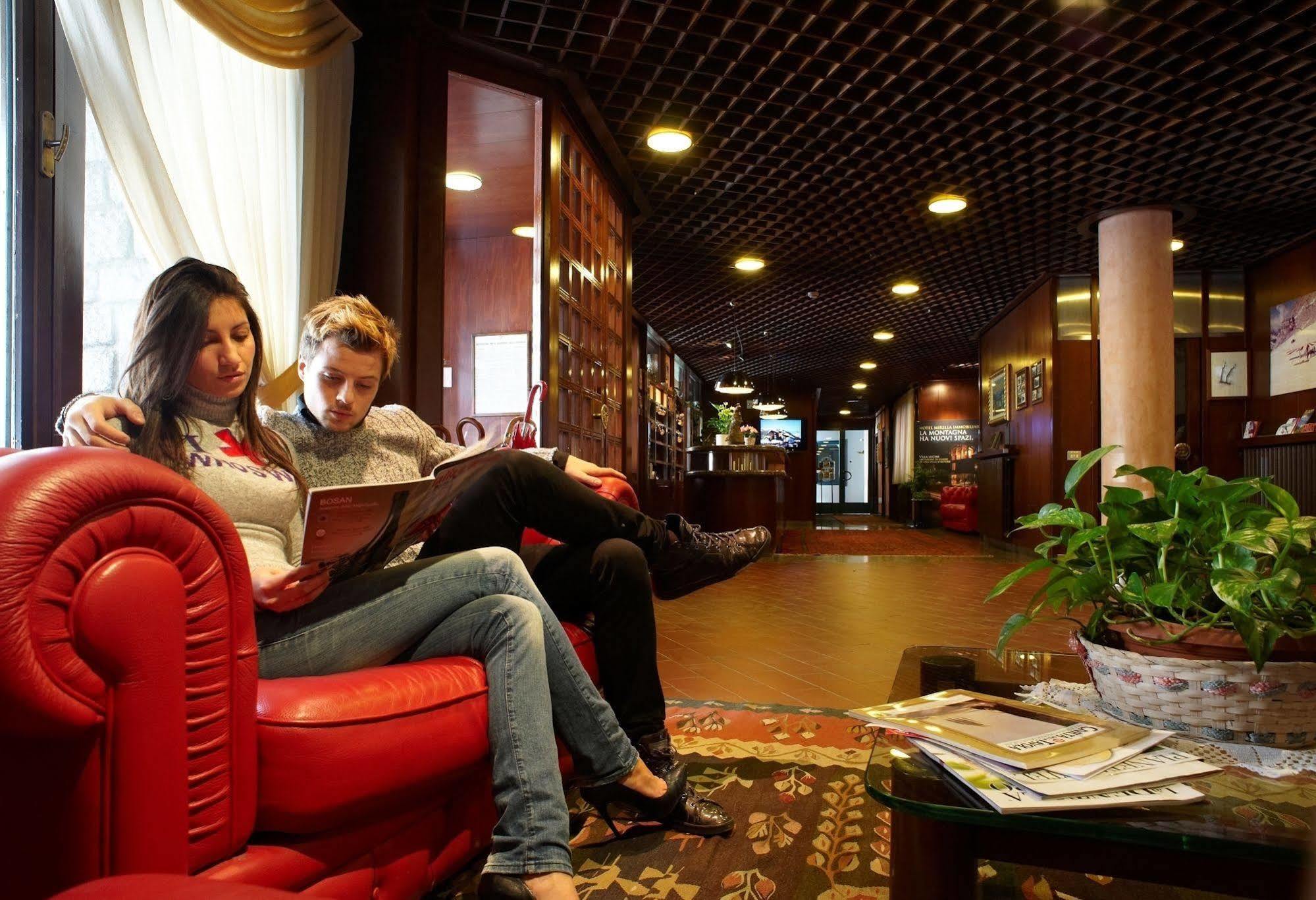 Hotel Mirella Ponte Di Legno Eksteriør billede